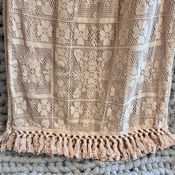 Aerie Patchwork Cream Floral Lace Swim Coverup Skirt Woman's XS - Picture 7 of 10